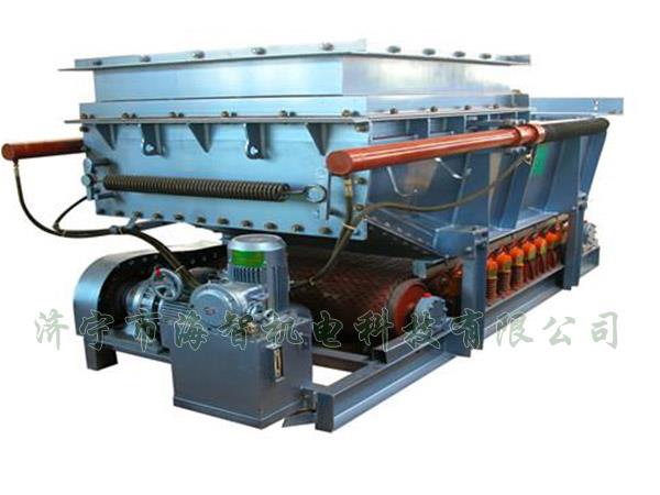 它將帶式（甲帶）給料機(jī)的手動(dòng)檢修閘門(mén)改為電動(dòng)、液動(dòng)或氣動(dòng)控制閥門(mén)，增大了閘門(mén)推力